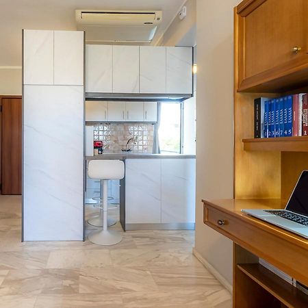 Alex House Apartment Варкиза Екстериор снимка