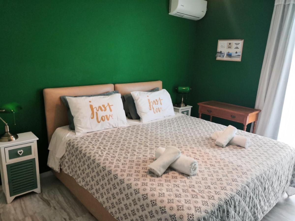 Alex House Apartment Варкиза Екстериор снимка